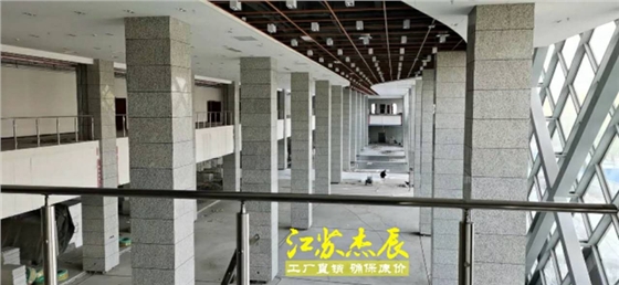 杰辰立柱