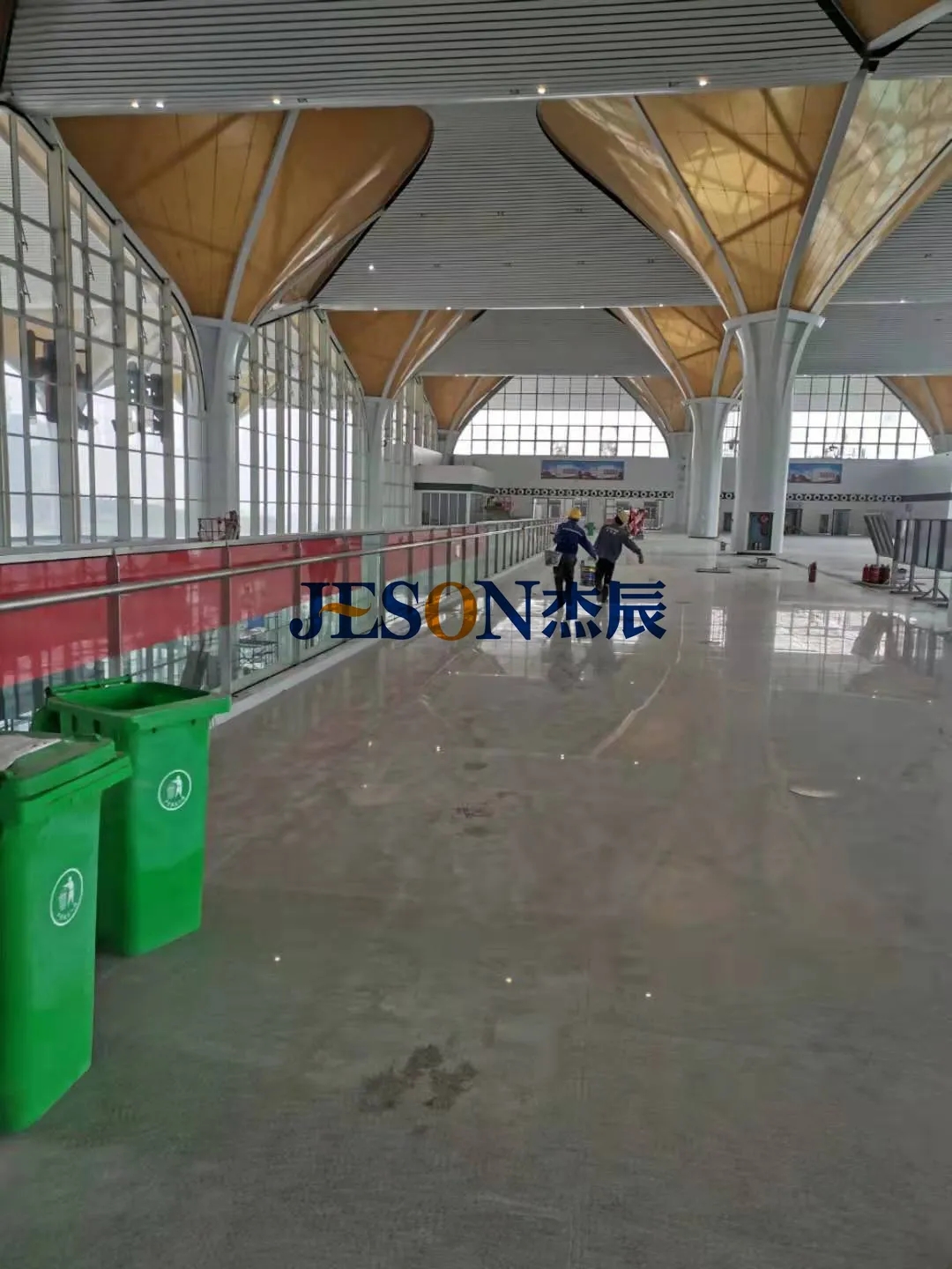 【杰辰护栏】助力千年古县高铁站成功运营